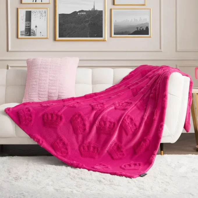3D Faux Fur Throw Blanket 3D Faux Fur Throw Blanket