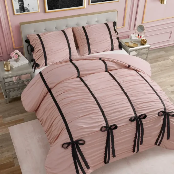 Amelie Bows Ruched Comforter Set Amelie Bows Ruched Comforter Set