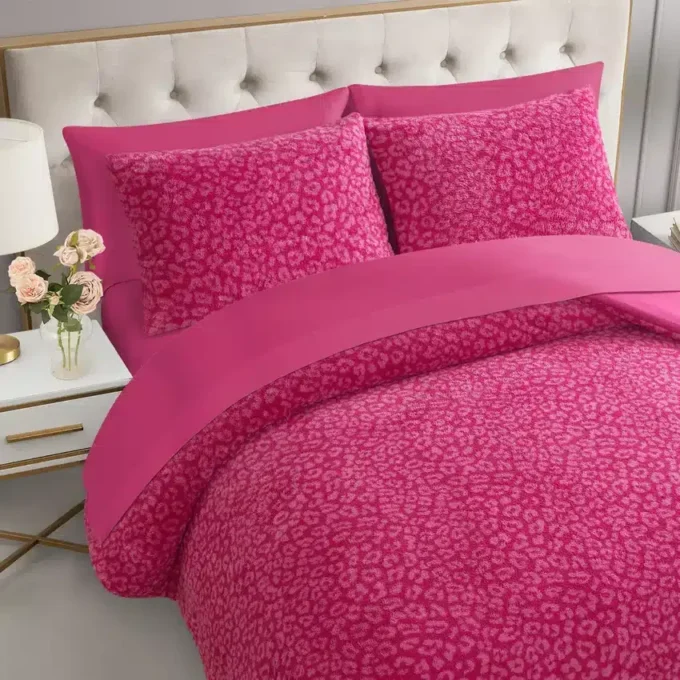 Cheetah Feathered Comforter Set Cheetah Feathered Comforter Set