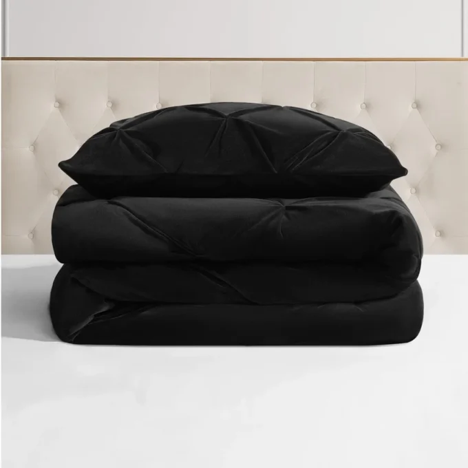 Kiss Pleat Micromink Comforter Set Kiss Pleat Micromink Comforter Set