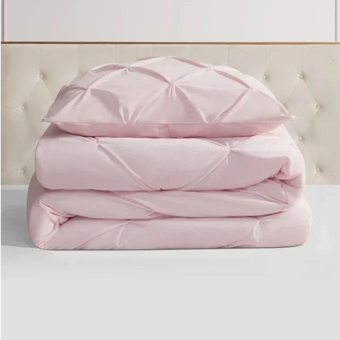 Kiss Pleat Micromink Comforter Set Kiss Pleat Micromink Comforter Set