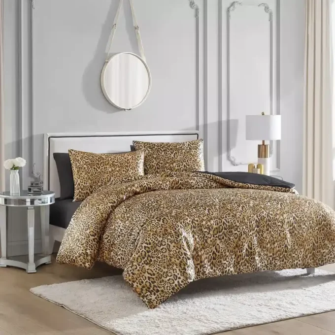 Monica Leopard Reversible Duvet Cover Set Monica Leopard Reversible Duvet Cover Set