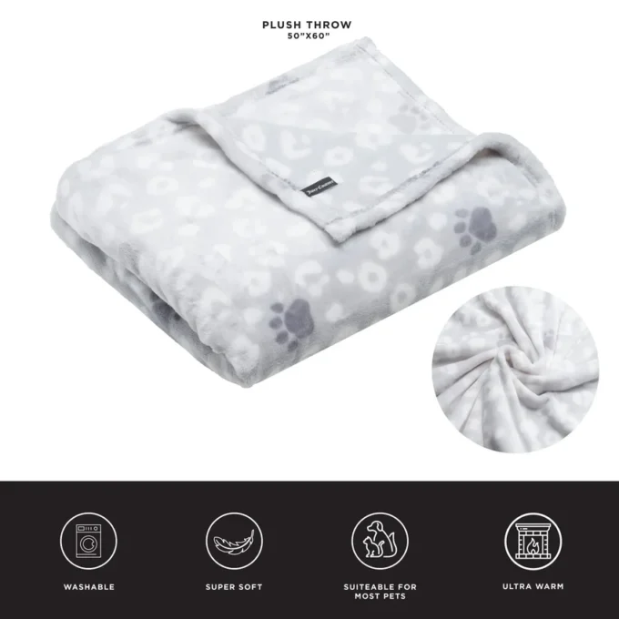 Pet Throw Blanket & Bone Pillow 2-Piece Set Pet Throw Blanket & Bone Pillow 2-Piece Set
