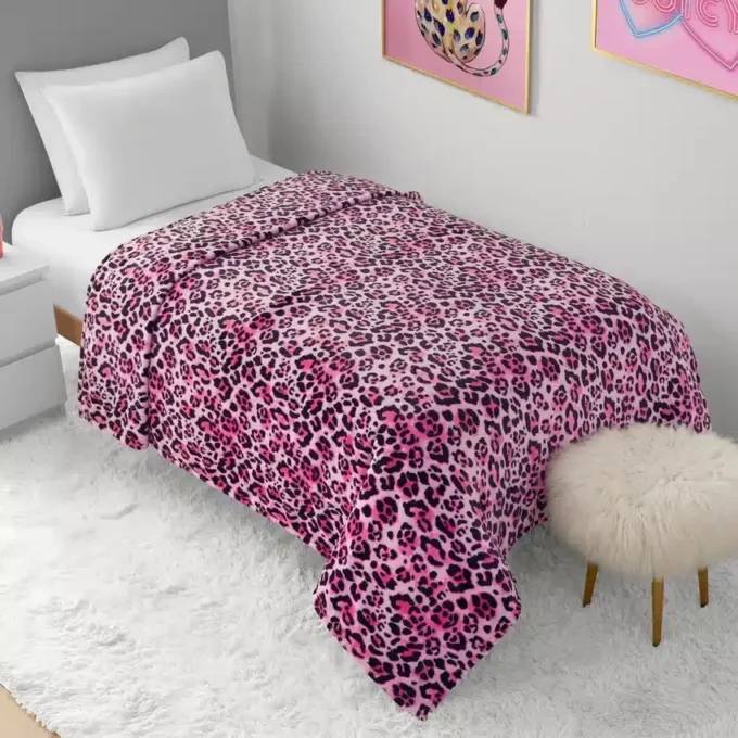 Plush Oversized Throw Blanket, 60″ X 90″ Plush Oversized Throw Blanket, 60″ X 90″