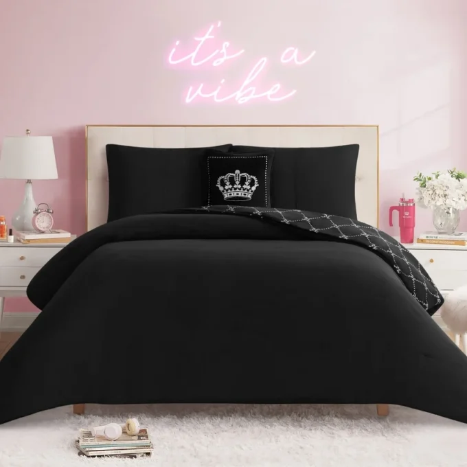 Plush Trellis Link Reversible Comforter Set Plush Trellis Link Reversible Comforter Set