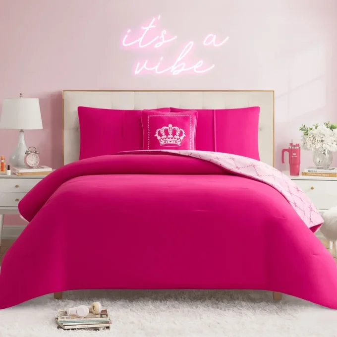 Plush Trellis Link Reversible Comforter Set Plush Trellis Link Reversible Comforter Set