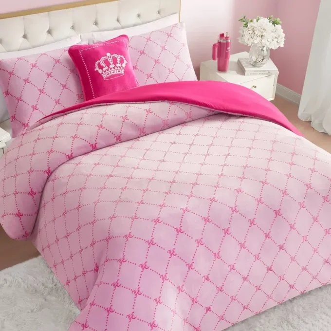 Plush Trellis Link Reversible Comforter Set Plush Trellis Link Reversible Comforter Set