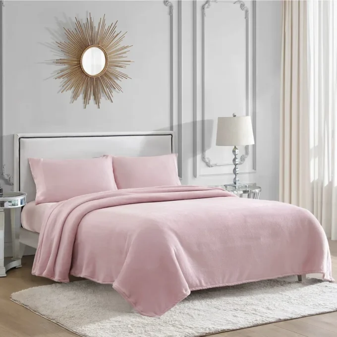 Solid Plush Sheet Set Solid Plush Sheet Set