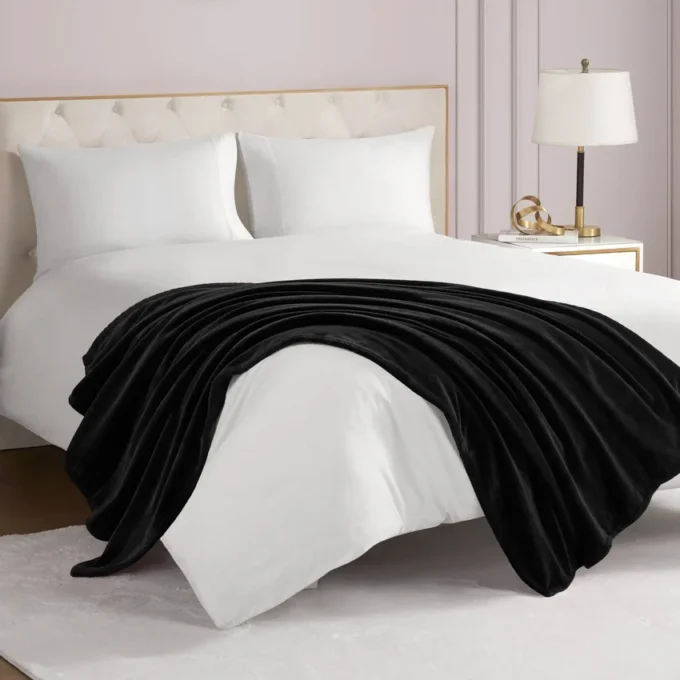Solid Plush Throw Blanket Solid Plush Throw Blanket