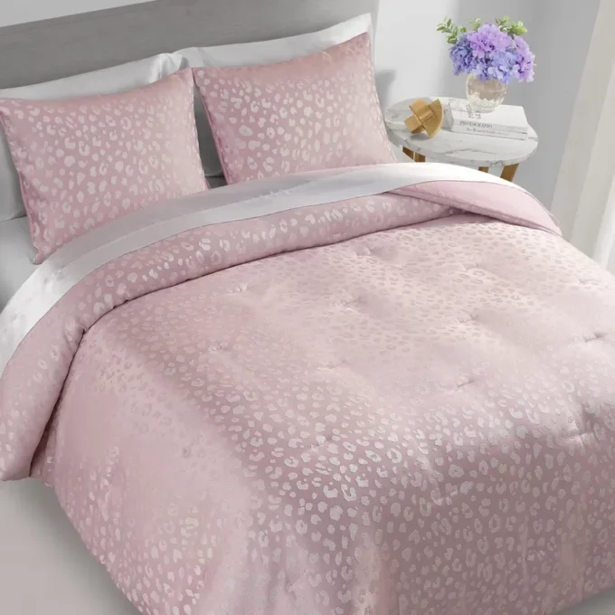 Sparkle Cheetah Jaquard Comforter Set Sparkle Cheetah Jaquard Comforter Set