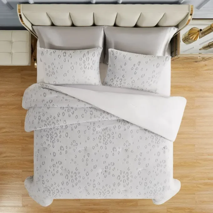 Valentina Comforter Set Valentina Comforter Set