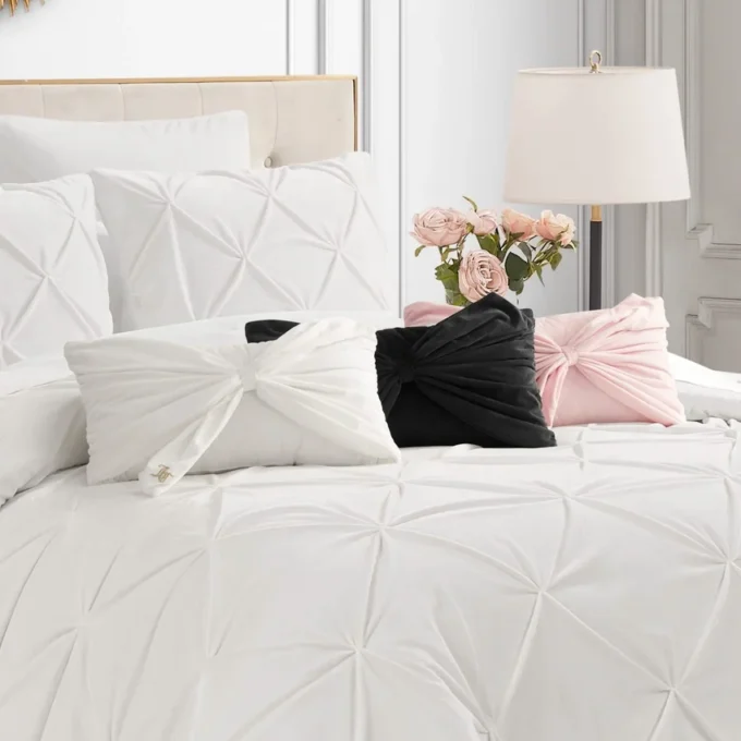Velvet Bow Decorative Pillow Velvet Bow Decorative Pillow